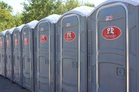 Best VIP or Luxury Restroom Trailers  in Lemoyne, PA